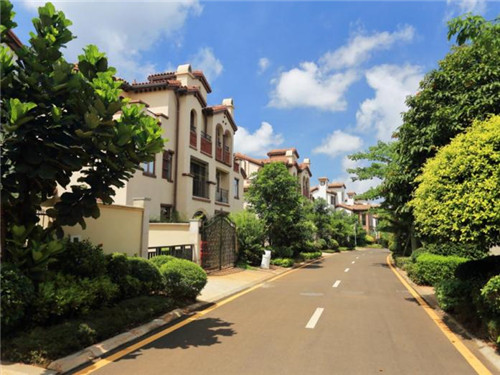 火锅店现代简约风格，济南现代火锅店装修设计